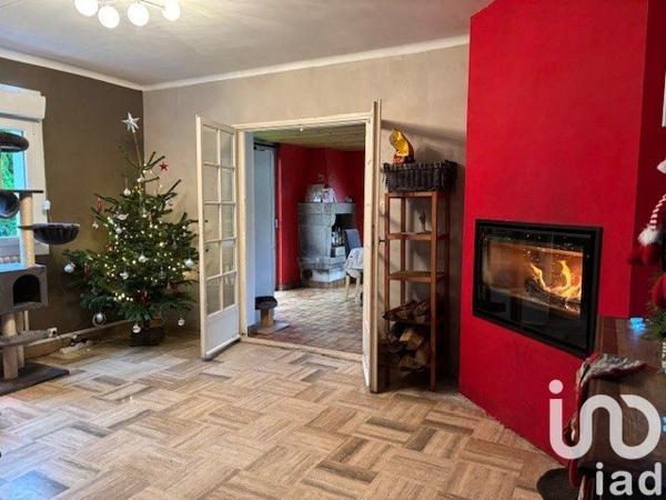 Maison traditionnelle 7 pièces de 140 m² à Gouesnach (29950)