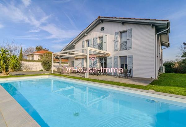 Maison à vendre 5 pièces de 168 m²