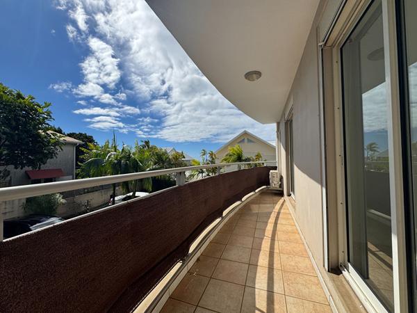 97490 LA BRETAGNE A LOUER - Sainte-Clotilde La Bretagne - Appartement T3 lumineux avec varangue, balcon et vue mer