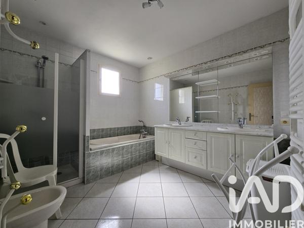 Maison à vendre 7 pièces 186 m² Thouars