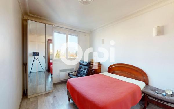 Appartement à vendre    3 pièces • 98 m2 Bron