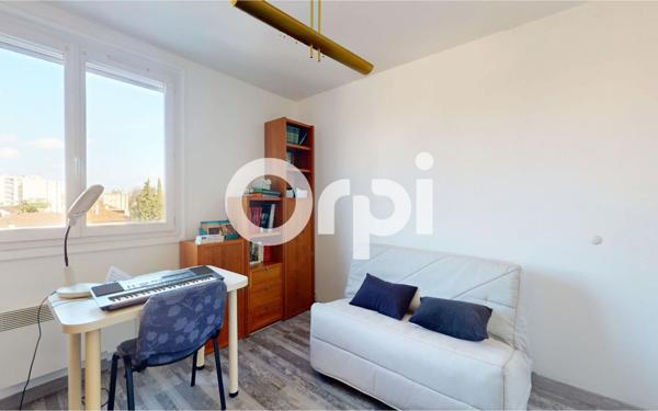 Appartement à vendre    3 pièces • 98 m2 Bron