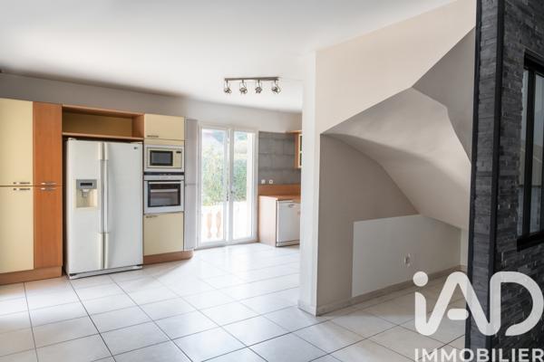 Maison à vendre 6 pièces 180 m² Aix-en-Provence