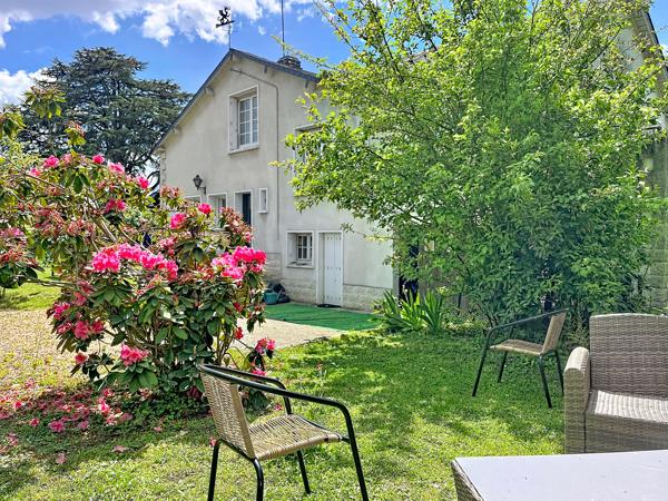 Maison
         5 pièces
        - 107 m² Exclusivité 359 500 € *