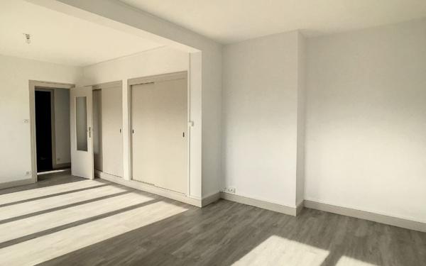Appartement à louer    1 pièce • 33 m2 Aurillac