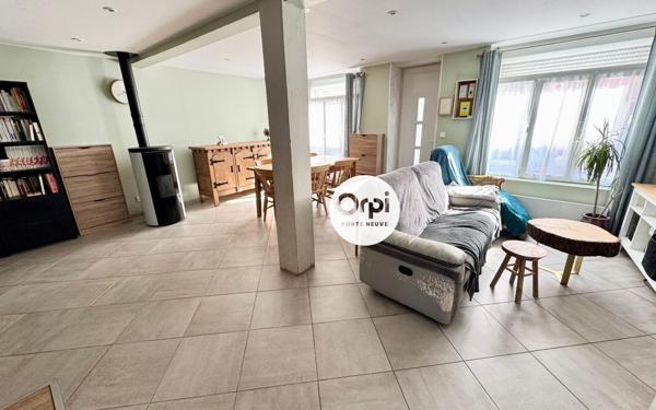 Maison à vendre    5 pièces •  Marquise