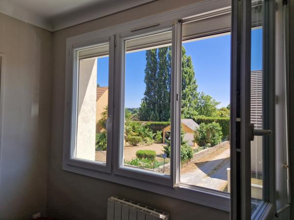 2ch sur sous sol jardin, coeur de montfort le gesnois