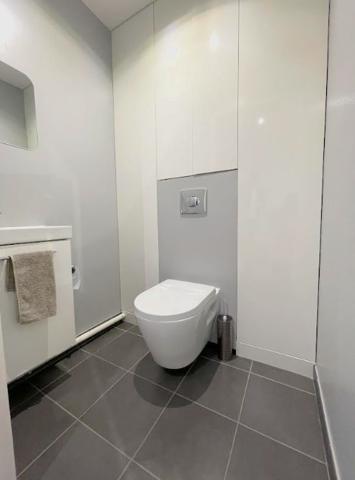 Saclay (91400) APPARTEMENT REZ DE JARDIN DE PLAIN PIED - IMMEUBLE RECENT au CENTRE de SACLAY - JARDIN 60m2 - TOUTES COMMODITE