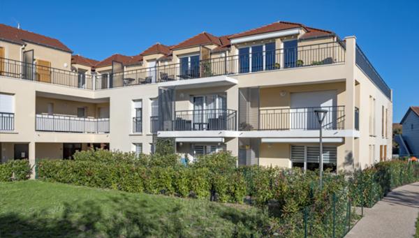 Saclay (91400) APPARTEMENT REZ DE JARDIN DE PLAIN PIED - IMMEUBLE RECENT au CENTRE de SACLAY - JARDIN 60m2 - TOUTES COMMODITE