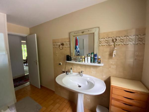 Très grande Maison Landaise de 280M2 avec piscine et grand terrain boisé de chênes à SAINT PIERRE DU MONT (40)