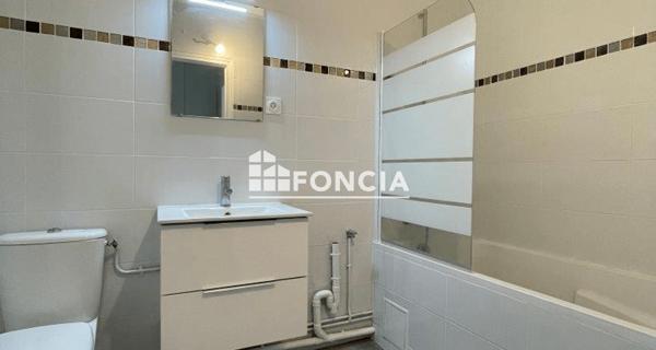 Location Studio 30 m² - Puteaux 92800