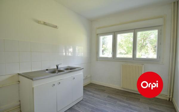 Appartement à vendre    2 pièces • 46,77 m2 Saint-Priest