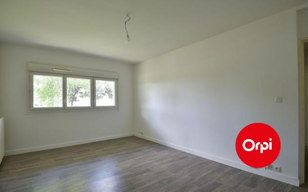 Appartement à vendre    2 pièces • 46,77 m2 Saint-Priest