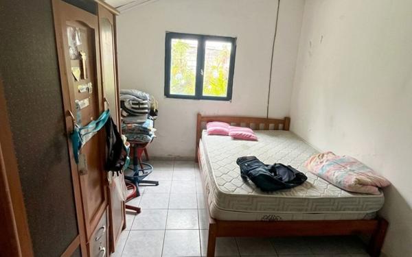 Maison à vendre    8 pièces •  Saint-Paul