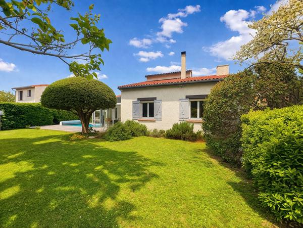 COLOMIERS - CABIROL Superbe villa T6 129m² avec piscine et garage