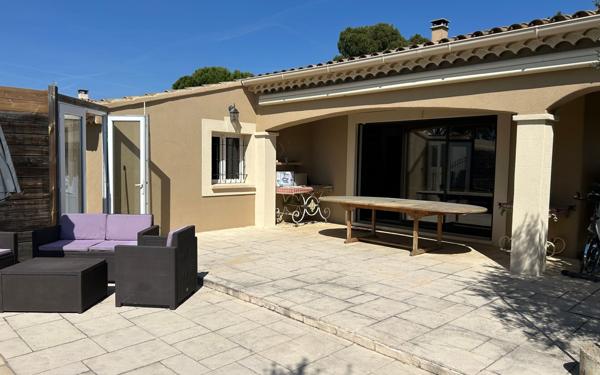 Maison à vendre    6 pièces •  Vedène