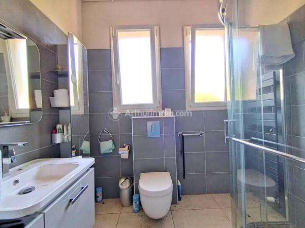 Vente                                                      Maison
                        
                     6 pièces                      138 m2                     à Graulhet