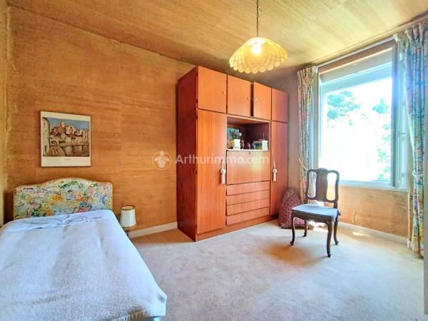 Vente                                                      Maison
                        
                     6 pièces                      138 m2                     à Graulhet