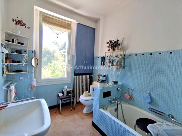 Vente                                                      Maison
                        
                     6 pièces                      138 m2                     à Graulhet