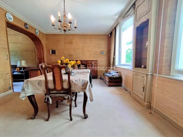 Vente                                                      Maison
                        
                     6 pièces                      138 m2                     à Graulhet