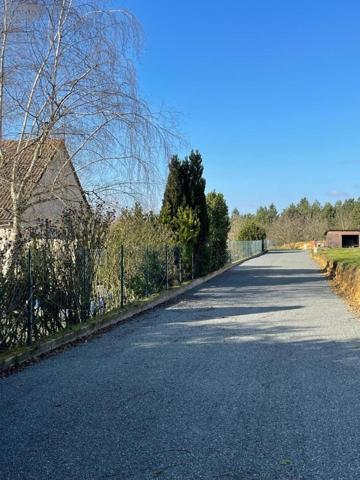 Terrain à Batir à vendre à Connerré dans la Sarthe (72160), ref : 72033-296