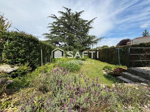 MAISON DE 165 M2 4 CHAMBRES AVEC PISCINE