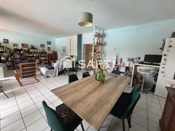 MAISON DE 165 M2 4 CHAMBRES AVEC PISCINE