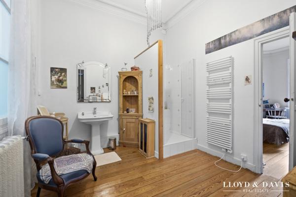 Bordeaux Saint Seurin - Superbe hôtel particulier avec grand jardin