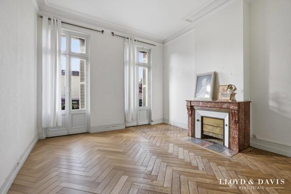 Bordeaux Saint Seurin - Superbe hôtel particulier avec grand jardin