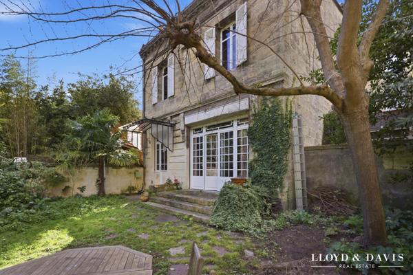 Bordeaux Saint Seurin - Superbe hôtel particulier avec grand jardin
