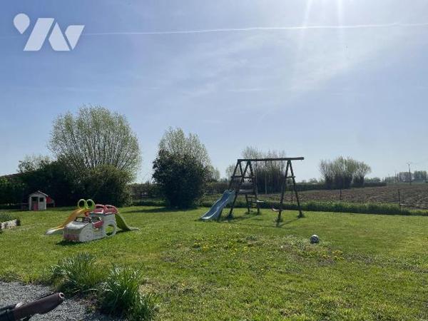 
EN EXCLUSIVITE A VENDRE à BAILLEUL (Hameau) dans le NORD (59) : MAISON INDIVIDUELLE - EN CAMP...