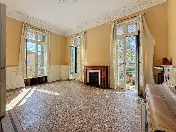 Vente / Maison de maître
