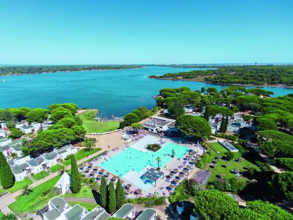 INVESTISSEMENT LOCATIF – LA GRANDE-MOTTE – Résidence Belambra Clubs Presqu'île du Ponant **** - 5.54% de rentabilité