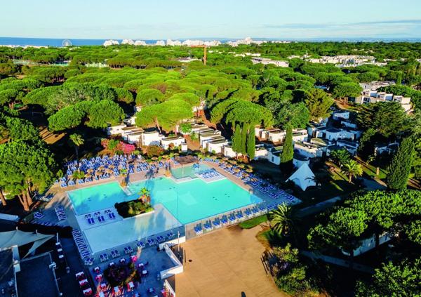 INVESTISSEMENT LOCATIF – LA GRANDE-MOTTE – Résidence Belambra Clubs Presqu'île du Ponant **** - 5.54% de rentabilité