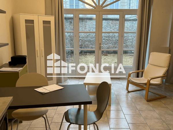 Location Studio 33 m² - 8-15 RUE DU REMPART SAINT REMY Laon 02000