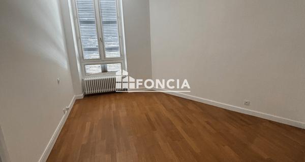 Location Appartement 4 pièces 65 m² - Vienne 38200