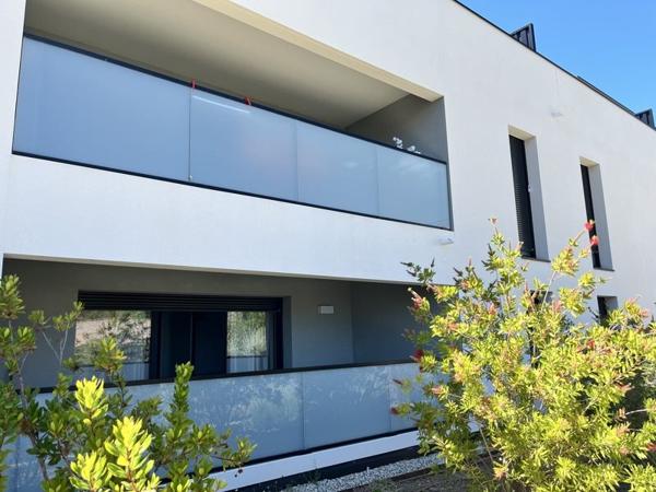 Appartement à louer 1 040 € CC Marseillan 3 p 61 m² DPE B