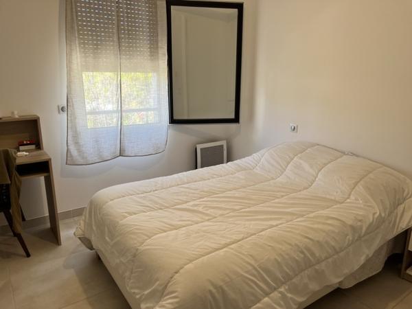 Appartement à louer 1 040 € CC Marseillan 3 p 61 m² DPE B