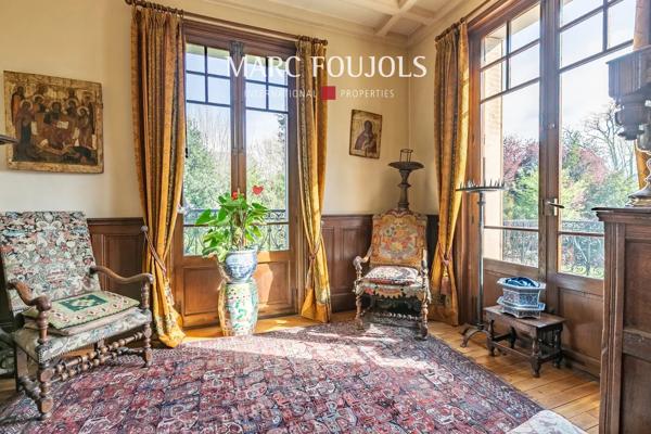 Propriété du XIXème siècle / Dépendance / Maison de Gardien / Piscine Chauffée