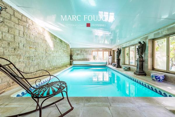 Propriété du XIXème siècle / Dépendance / Maison de Gardien / Piscine Chauffée