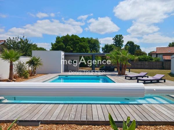Maison à PESSAC, 33600 - 6 pièces 162m²