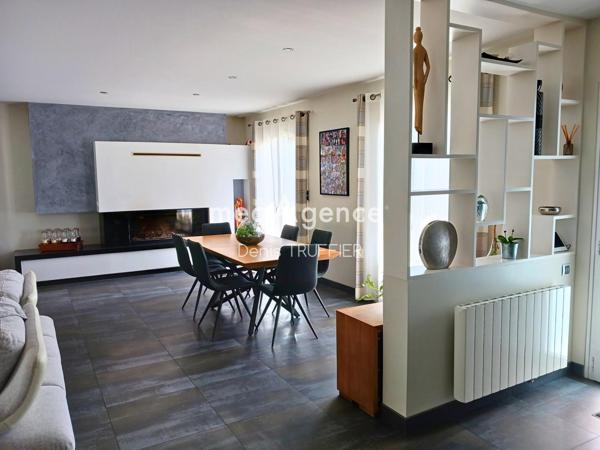 Maison à PESSAC, 33600 - 6 pièces 162m²