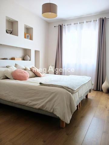 Maison à PESSAC, 33600 - 6 pièces 162m²