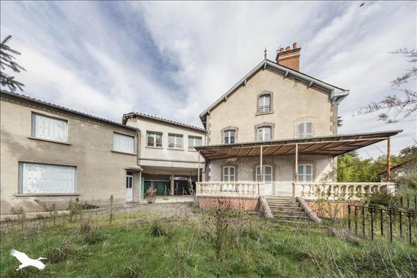 Immeuble à vendre |  Maurs |  800 m²