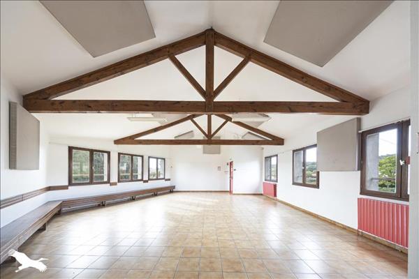 Immeuble à vendre |  Maurs |  800 m²