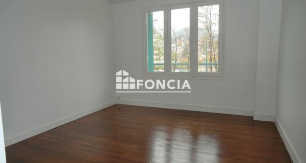 Location Appartement 2 pièces 37.73 m² - Clermont-ferrand 63000