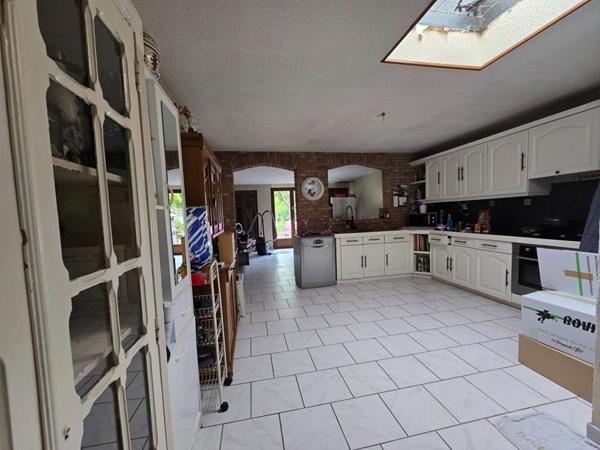 Maison Wattrelos beaux volumes, 3 grandes chambres et jardin 300 m2