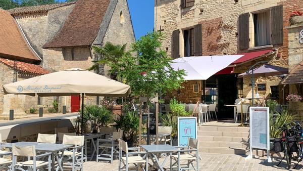 Restaurant avec licence 4 et appartement