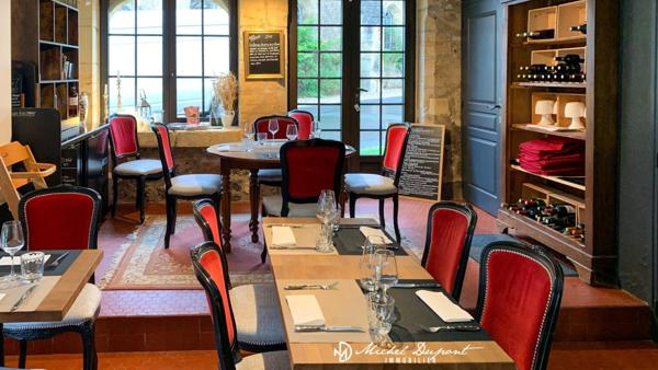 Restaurant avec licence 4 et appartement