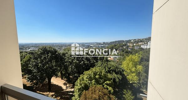 Location Appartement meublé 3 pièces 72.16 m² - Lyon 69005